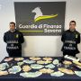 Savona, blitz antidroga della Finanza: due arresti, sequestrati cocaina, hashish e oltre 11mila euro in contanti