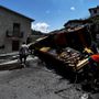 Roccavignale, gru sbanda e si ribalta: illeso il conducente del mezzo, traffico bloccato sulla Sp28 bis