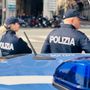 Savona, incidente con feriti e omissione di soccorso: tunisino irregolare aggredisce gli agenti e finisce al CPR