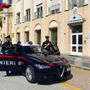 Albenga, rissa in piazza Europa con carabinieri aggrediti: arrestati un uomo e una donna