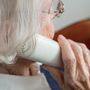 &quot;Ciao nonna, mi ha punto una zanzara e sanguino dalla bocca. Servono 17mila euro per un’operazione&quot;: tentata truffa telefonica a Cairo