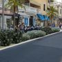 Molesta i passanti tra stazione e lungomare: bloccato a Pietra Ligure