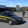Alla guida senza patente e documenti: pericoloso latitante arrestato dalla Guardia di Finanza
