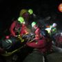 Raggiunto dalle prime squadre di soccorritori lo speleologo bloccato nella grotta dei Cinghiali Volanti