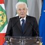 Mattarella interviene sul caso Roggero: "Non si adatti la legge al singolo: abdicherebbe lo Stato e non si rafforzerebbe la sicurezza" Mattarella interviene sul caso Roggero: "Non si adatti la legge al singolo: abdicherebbe lo Stato e non si rafforzerebbe la sicurezza"