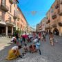 Cuneo si veste della bellezza dell’Infiorata: un tappeto di petali per accogliere la Madonna del Carmine (Foto Gallery) Cuneo si veste della bellezza dell’Infiorata: un tappeto di petali per accogliere la Madonna del Carmine (Foto Gallery)