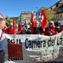 Ad Alba partito il corteo contro il caporalato. La mobilitazione attraversa le strade della città: "Basta ingiustizie" [FOTO E VIDEO]