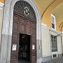 Un acquisto per 5mila euro di abiti firmati si trasforma in rapina: due ragazzi a processo