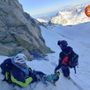 Scialpinista inglese cade e si frattura una gamba sul Monviso: individuato grazie all’allarme satellitare