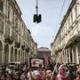 &quot;Basta armi a Israele&quot;. Partito da piazza Castello il corteo pro Palestina [FOTO]