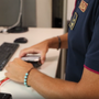 Video porno e violenti, anche con bambini. La Polizia sgomina una vasta rete di scambio e distribuzione: cinque arresti e cinque denunce
