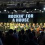 "Rockin’ For A House”, all'Hiroshima la mobilitazione solidale per le famiglie di via Nizza [VIDEO]