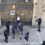Occupazioni e disordini a Torino: assalto con passamontagna e maschere di carnevale a Sella e Bosso Monti, un minore arrestato Occupazioni e disordini a Torino: assalto con passamontagna e maschere di carnevale a Sella e Bosso Monti, un minore arrestato