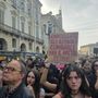 Dalle bollette e benzina alle stelle: in piazza Castello la protesta della gente che chiede un freno al carovita [FOTO]