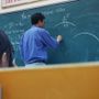 Professore aggredito da uno studente: vola uno schiaffone durante un'interrogazione