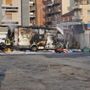 Piazza Crispi, furgone in fiamme a pochi metri dal distributore: "Tragedia sfiorata" Piazza Crispi, furgone in fiamme a pochi metri dal distributore: "Tragedia sfiorata"