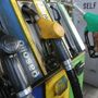Benzina gratis con le tessere della polizia, smascherata la banda delle Fuel Card Benzina gratis con le tessere della polizia, smascherata la banda delle Fuel Card