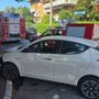 FOTO. Scontro all'incrocio a Cassano Magnago: auto si ribalta. Soccorsa anche una bambina di 12 anni