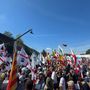 VIDEO. Pontida, la sfida di Salvini: «Congresso a ottobre». Le voci della provincia di Varese VIDEO. Pontida, la sfida di Salvini: «Congresso a ottobre». Le voci della provincia di Varese
