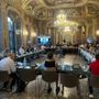 VIDEO - Clamoroso a Palazzo Estense, la minoranza abbandona il consiglio comunale: «Galimberti calpesta i nostri diritti». Il sindaco: «Irresponsabili, pensano a sé stessi»
