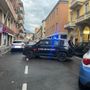 Accoltellato in casa dal figlio adottivo: grave un uomo in centro a Luino, fermato il 25enne