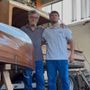 Profumo di legno e di tradizione. Lo Yacht Service Lago Maggiore è il regno del "generale" Carsten Gautsch e di suo figlio Philipp: «A 14 anni ho restaurato la mia prima barca»