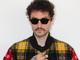 Pubblicato ‘Occhiaie’, il nuovo brano di Carl Brave presentato durante il tour Pubblicato ‘Occhiaie’, il nuovo brano di Carl Brave presentato durante il tour