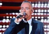 Eros Ramazzotti torna sui palchi del mondo col tour del prossimo anno