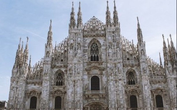 Al ‘Fiera Milano Live’ il concerto di Emis Killa e la battaglia freestyle