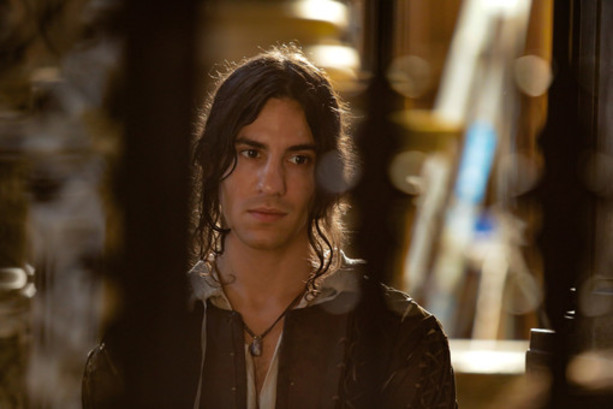 È in rotazione radiofonica ‘Ambra’, il nuovo singolo di Emis Killa feat. Tedua È in rotazione radiofonica ‘Ambra’, il nuovo singolo di Emis Killa feat. Tedua