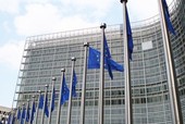 Stop alle importazioni di gas e petrolio dalla Russia entro il 2027