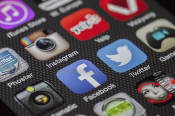 Il ‘Kids act’ è la proposta europea per limitare l’accesso dei minorenni ai social Il ‘Kids act’ è la proposta europea per limitare l’accesso dei minorenni ai social