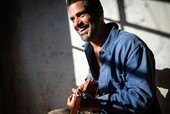 Mannarino annuncia il tour europeo del prossimo anno nelle maggiori città