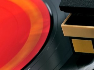 Il nuovo singolo ‘Algo tú’ riunisce ancora una volta Shakira e Beéle