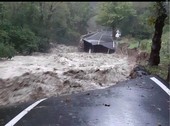 Dramma al confine tra Nepal e Tibet, sale a 270 il bilancio delle vittime della devastante inondazione Dramma al confine tra Nepal e Tibet, sale a 270 il bilancio delle vittime della devastante inondazione