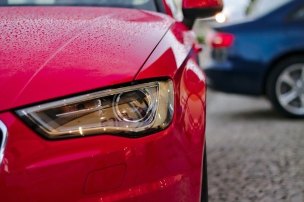 Svelata dalla Guardia di finanza una frode da quasi 43 milioni di euro su auto di lusso Svelata dalla Guardia di finanza una frode da quasi 43 milioni di euro su auto di lusso