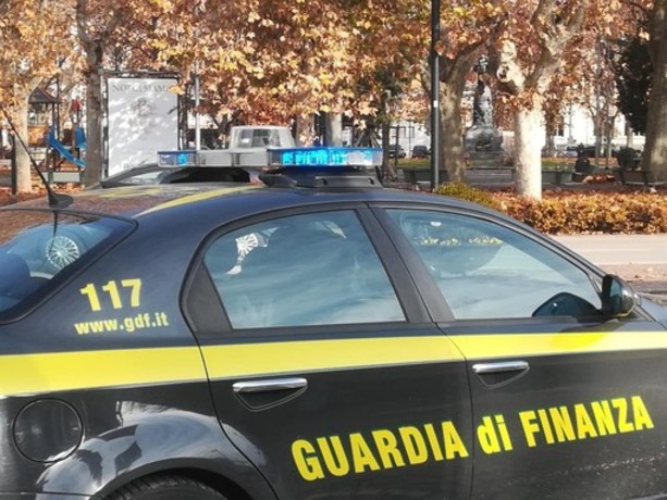 Oltre due quintali e mezzo di cocaina sequestrati al porto di Genova dai finanzieri Oltre due quintali e mezzo di cocaina sequestrati al porto di Genova dai finanzieri