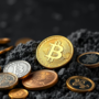 I finanzieri sequestrano nove milioni di dollari, frutto del riciclaggio con criptovalute