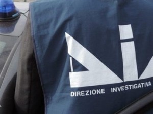 La Dia sequestra venti milioni a imprenditori legati a un clan di camorra La Dia sequestra venti milioni a imprenditori legati a un clan di camorra