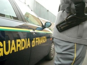 Scoperta dai finanzieri una frode fiscale da 35 milioni e 1.800 lavoratori irregolari