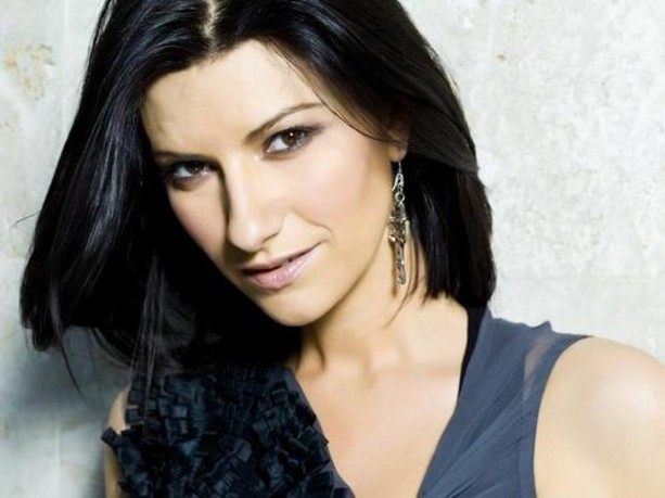 Laura Pausini lancia la cover di “Quando chove” per i mercati di Brasile e Portogallo Laura Pausini lancia la cover di “Quando chove” per i mercati di Brasile e Portogallo