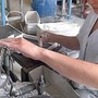 Aumenta dell’1,3% la produzione industriale su base annua e dello 0,5% su quella mensile Aumenta dell’1,3% la produzione industriale su base annua e dello 0,5% su quella mensile