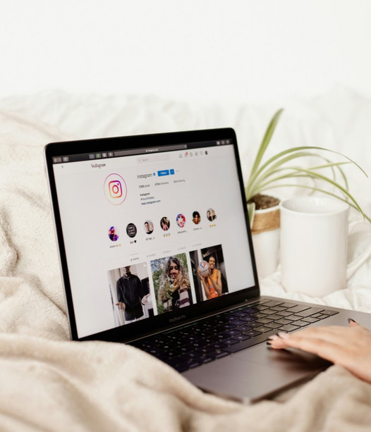 Influencer oggi: opportunità, sfide e rischi nascosti