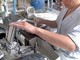 L’indice della produzione industriale diminuisce dell’1,8% rispetto a un anno fa