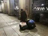 Diminuiscono lievemente gli italiani a rischio povertà o esclusione sociale