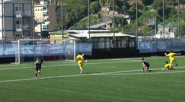 Calcio. Il Ligorna batte a fil di sirena il Celle Varazze, gli highlights della gara d'esordio delle civette (VIDEO)