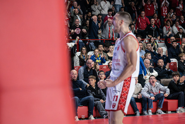 Il vento dell’est accarezza di nuovo Masnago: nema predaje, Stefan! Il vento dell’est accarezza di nuovo Masnago: nema predaje, Stefan!