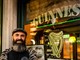 Testimonial del dialetto - ‘Cito’ Opisso, il gestore del pub irlandese, ma dove si parla in genovese (Video) Testimonial del dialetto - ‘Cito’ Opisso, il gestore del pub irlandese, ma dove si parla in genovese (Video)