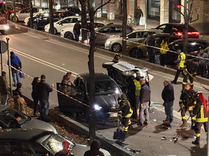 Alba, scontro tra tre auto e diversi feriti: traffico paralizzato