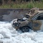Paura in autostrada, automobile prende fuoco durante la marcia. Intervento dei vigili del fuoco